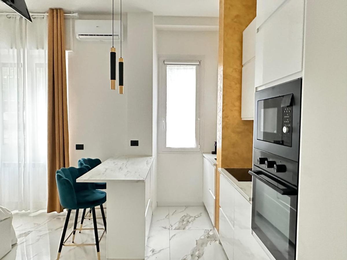 Maison Chanel Milaan Buitenkant foto