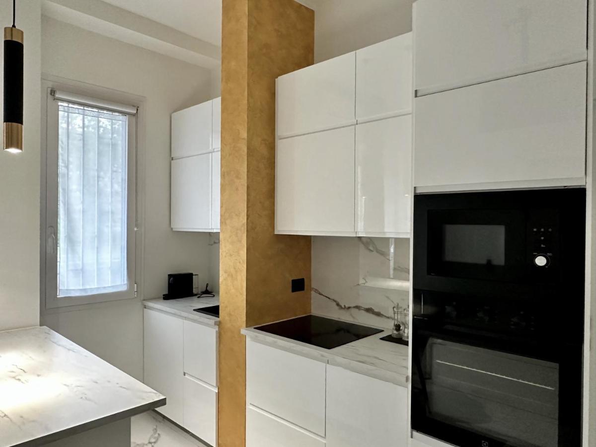 Maison Chanel Milaan Buitenkant foto